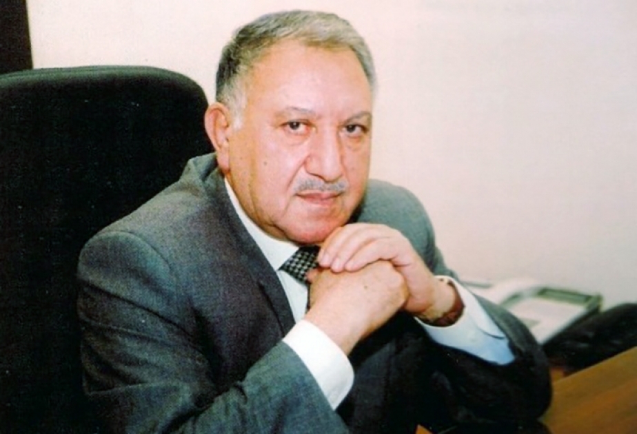 Alim yaratmaqla, şam yanmaqla...