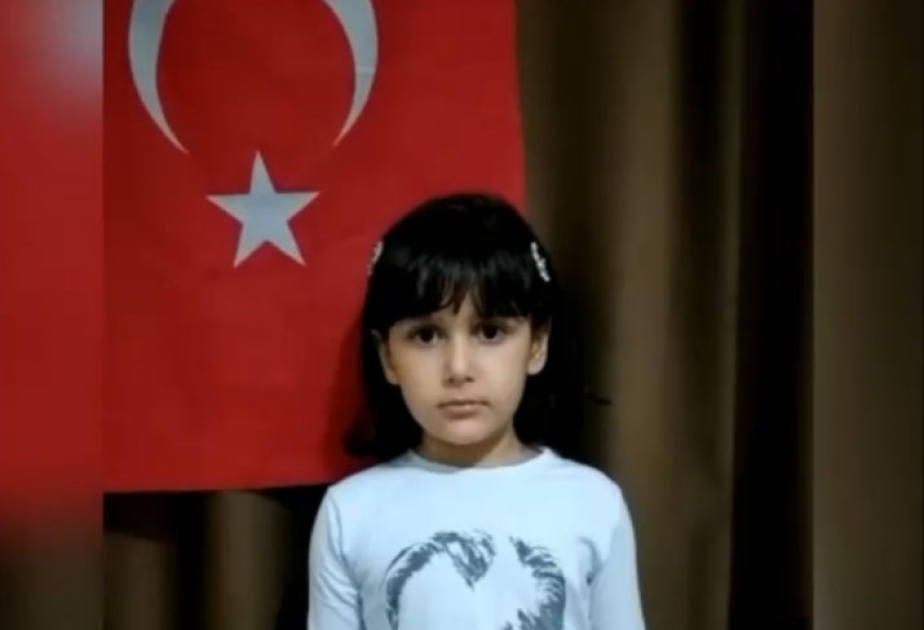 Azərbaycanlı qızcığaz Türkiyənin İstiqlal Marşını möhtəşəm ifa etməklə diqqətləri öz üzərinə çəkib