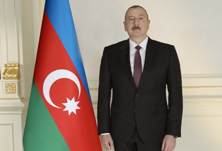 Благодарственные письма: Господин Президент, в этом сложном испытании Вы еще раз доказали, что Азербайджан является могущественным государством