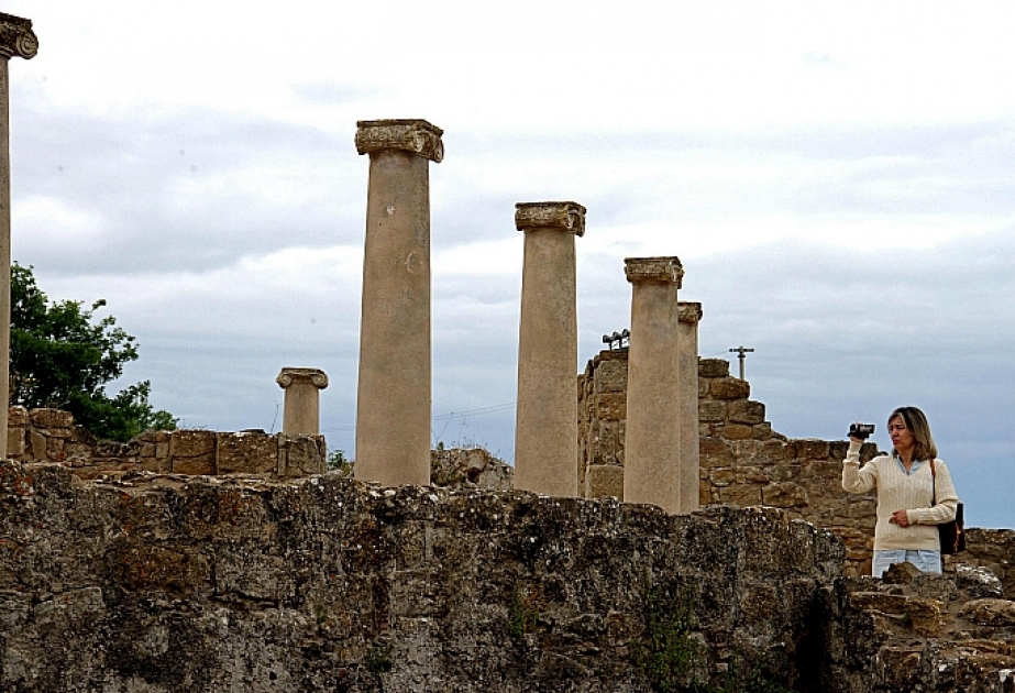 Siciliya turistlərə aviabiletlərin qiymətinin 50 faizini ödəməyi vəd edir
