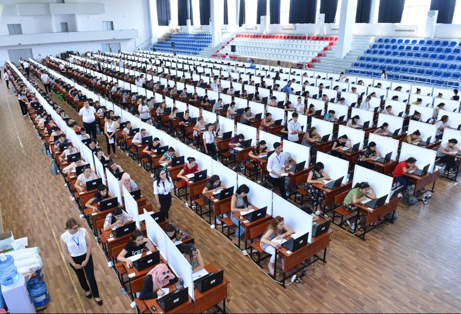 Təhsil Nazirliyi: Müəllimlərin işə qəbulu üzrə müsabiqə təxirə salınmayıb