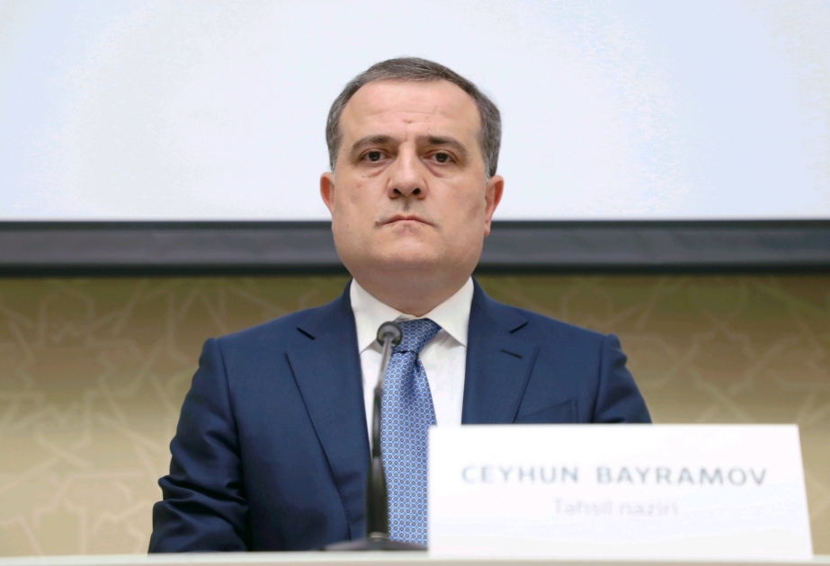 Təhsil naziri: Təxminən 1,5 milyondan çox şagird teledərslərdən yararlanmaq imkanına malikdir