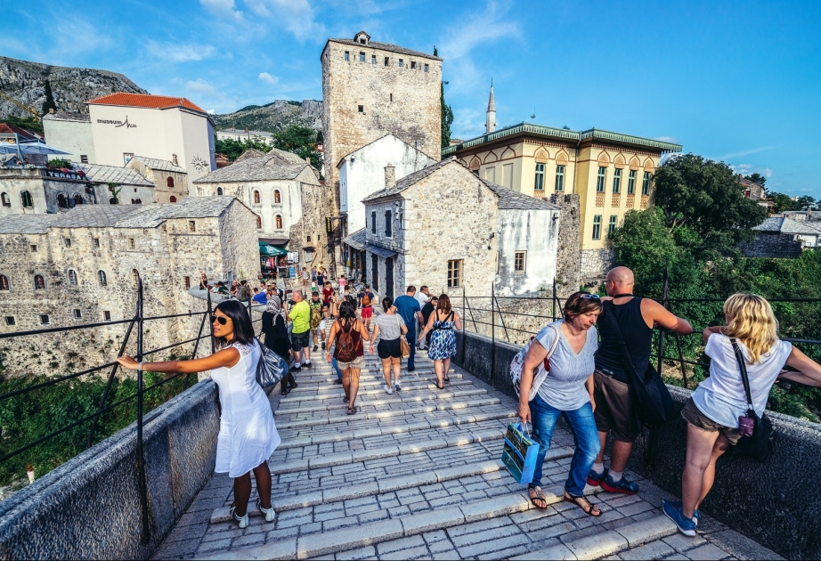 Bosniyalılar evlərinə qayıdır