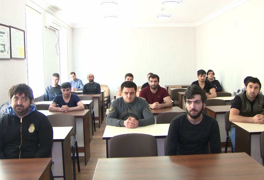 Xüsusi karantin rejimini pozduğu üçün həbs edilən şəxslərlə profilaktik görüş keçirilib VİDEO