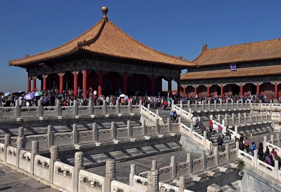 Pekinin populyar turizm məkanları yenidən ziyarətçi qəbuluna başlayır