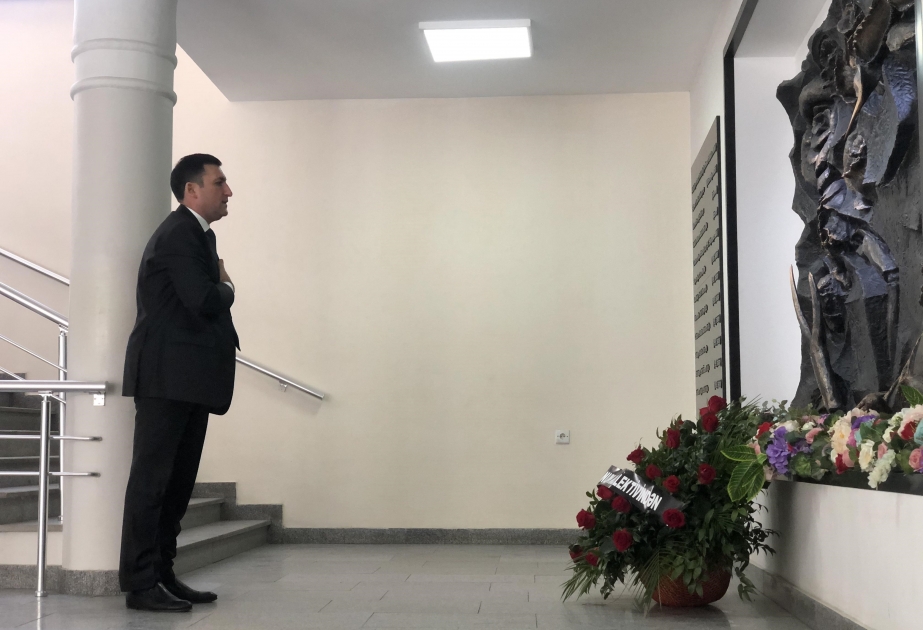 Azərbaycan Dövlət Neft və Sənaye Universitetində 30 aprel terror qurbanlarının xatirəsi yad edilib