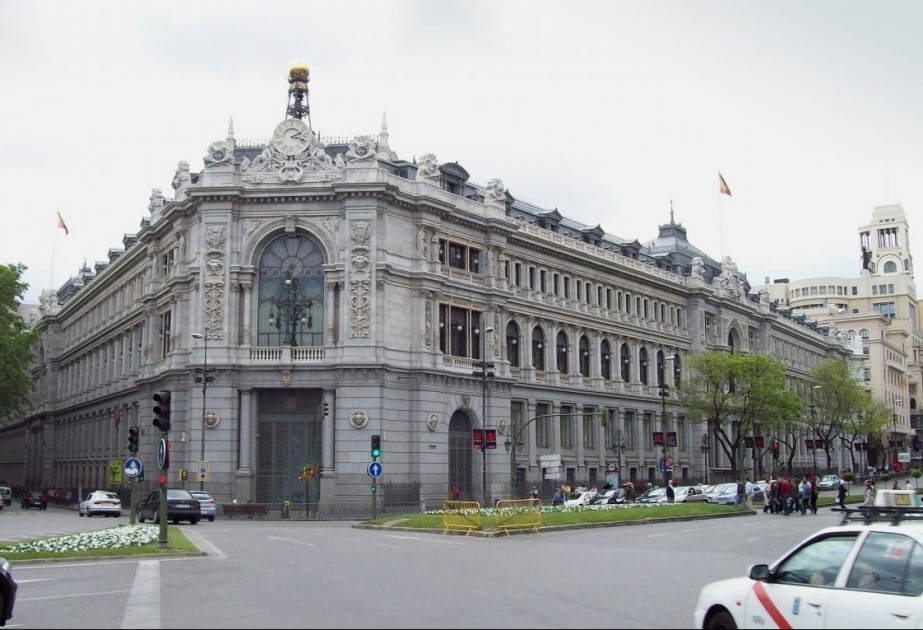 España prevé que el PIB caiga un 9,2 % y el déficit supere el 10 % en 2020