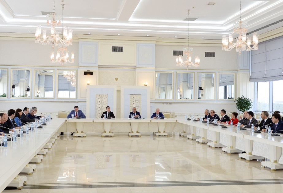 Milli Məclisin Hüquq siyasəti və dövlət quruculuğu komitəsinin iclası keçirilib
