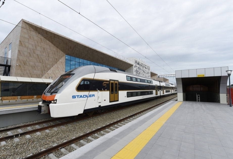 Azerbaiyán ha ampliado las restricciones al tráfico de trenes de pasajeros