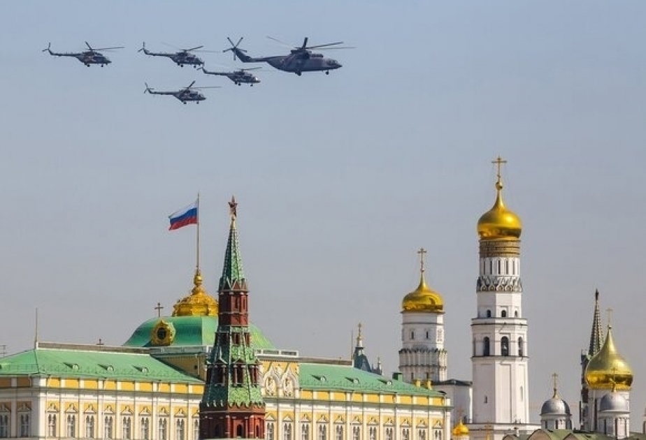 إجراء بروفة العرض للطيران العسكري المقرر عقده في موسكو يوم 9 مايو