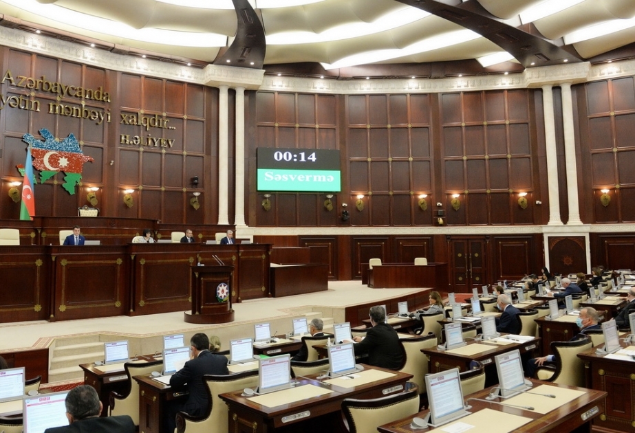 Parlamentin iclasında Ali Məhkəmənin hakimlərinin təyin edilməsi haqqında məsələyə baxılıb