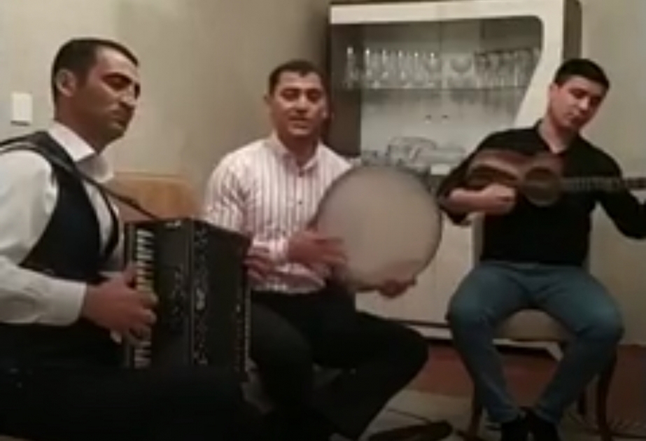 Facebook sosial şəbəkəsi üzərindən 30-a yaxın canlı konsert verilib