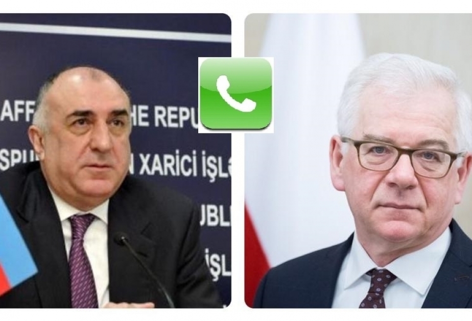 Azerbaijani, Polish FMs discuss prospects for developing relations over phone