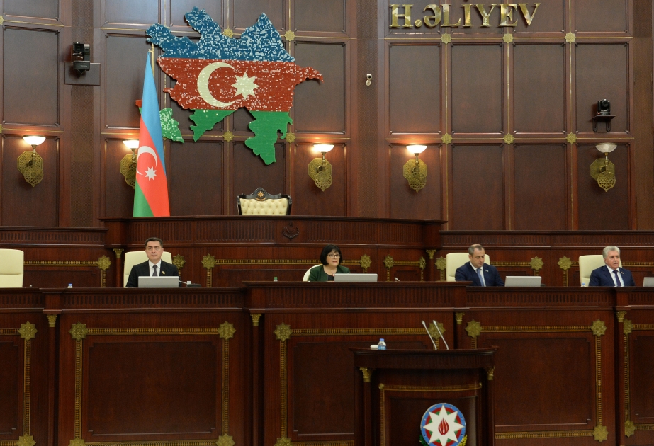 Milli Məclisin növbəti plenar iclası keçirilir