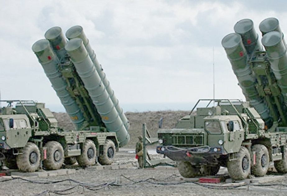 في تركيا تتواصل عملية تركيب أنظمة الصواريخ S-400