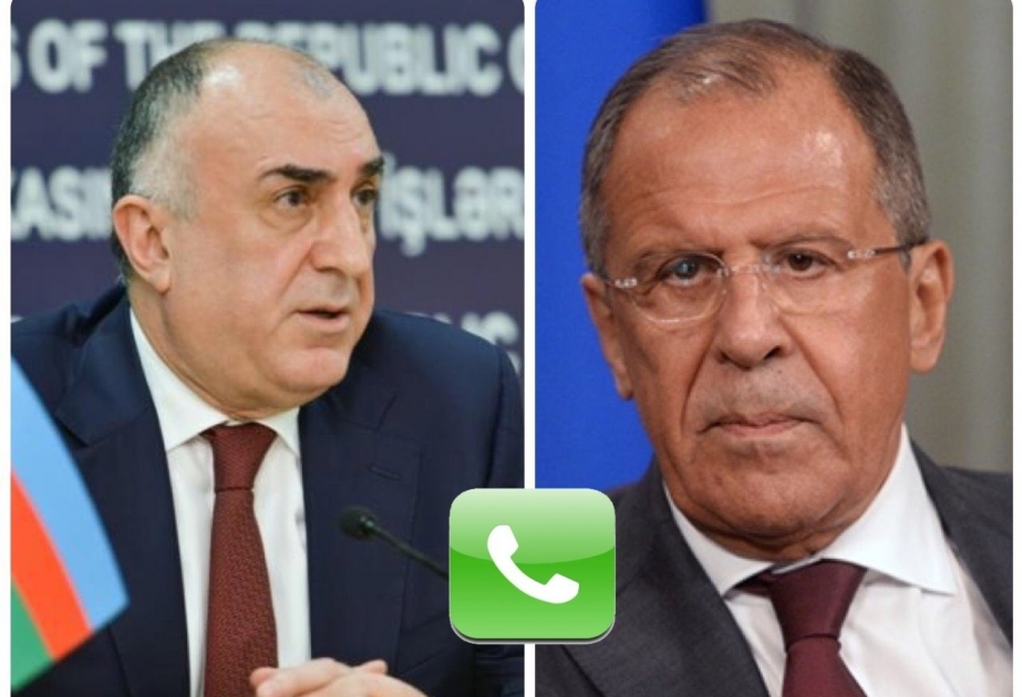 Azerbaijani, Russian FMs hold phone conversation