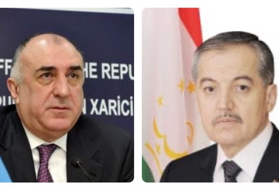 Azerbaijani, Tajik FMs discuss prospects for expanding cooperation over phone