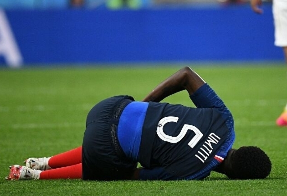 Barcelona defender suffers calf injury