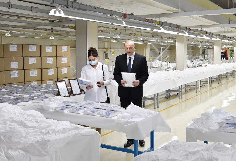 President Ilham Aliyev and first lady Mehriban Aliyeva attended opening of face mask factory and protective coverall plant in Sumgayit VIDEO
