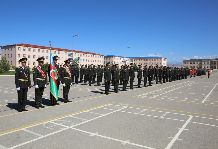 Əlahiddə Ümumqoşun Orduda kurslarının başa çatması münasibətilə buraxılış mərasimi keçirilib