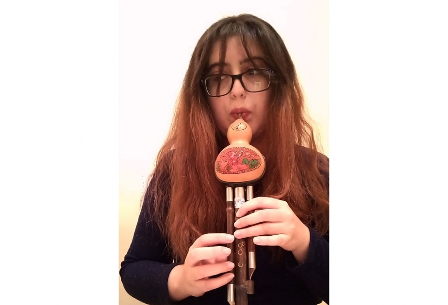 Çin musiqisi ADU tələbəsinin ifasında