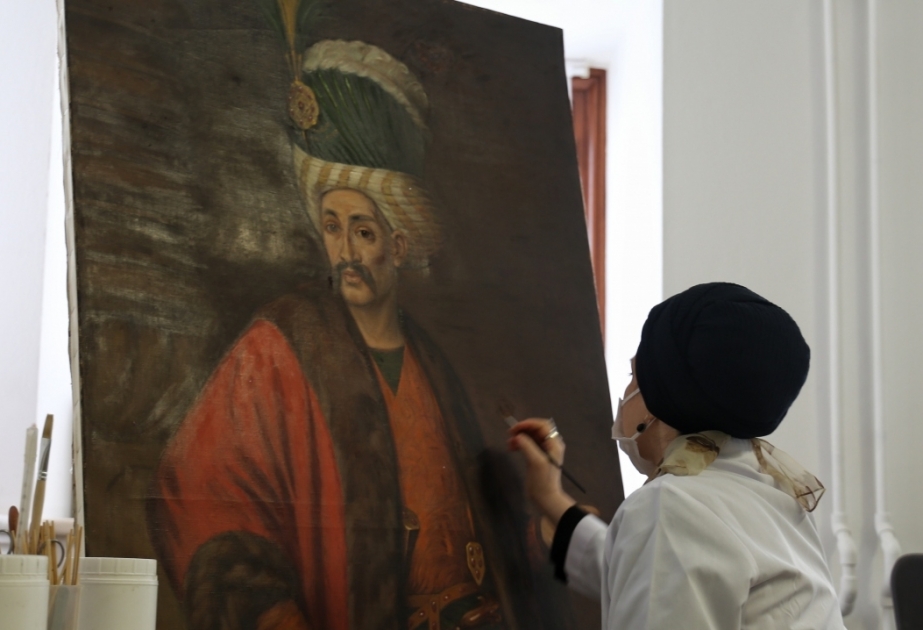 İstanbulun Topkapı Sarayında 200 yeni əsər sərgilənəcək
