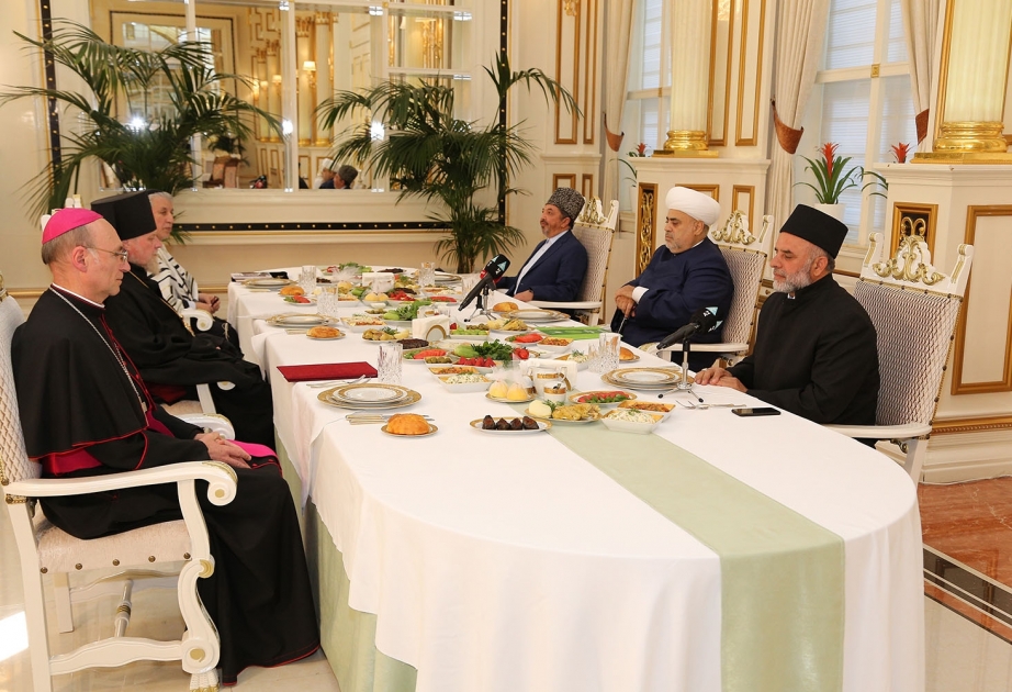 Azərbaycandakı dini konfessiyaların rəhbərləri birlikdə dua ediblər