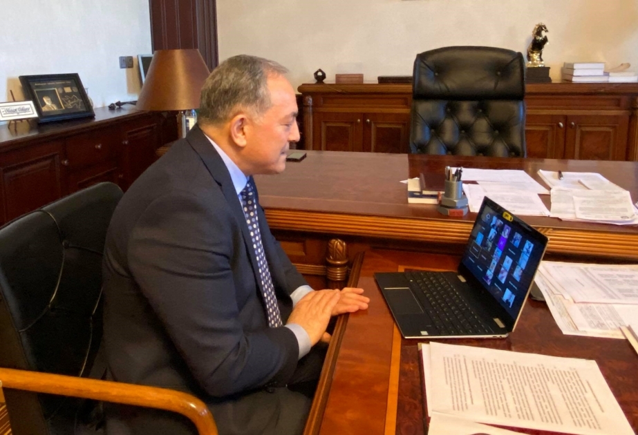 Rektor tələbələrlə videoformatda görüş keçirib
