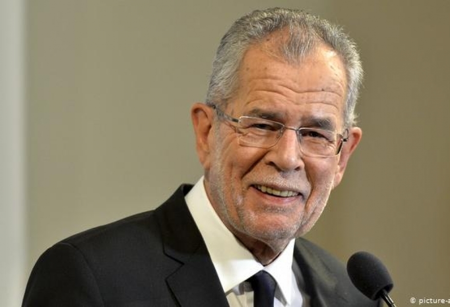 Presidente austriaco felicita a su par azerbaiyano