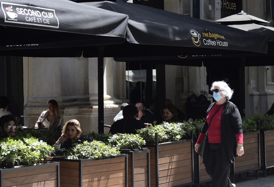 Bu gündən etibarən restoran, kafe, çay evlərində müştərilərə yerində xidmət bərpa olunub