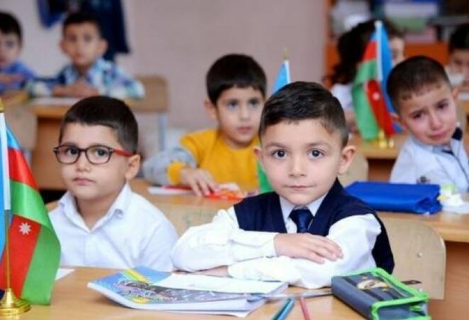 Birinci sinfə qəbul: tədrisin digər dildə aparıldığı bölmə üzrə müsahibə mərhələsi onlayn və canlı təşkil olunacaq