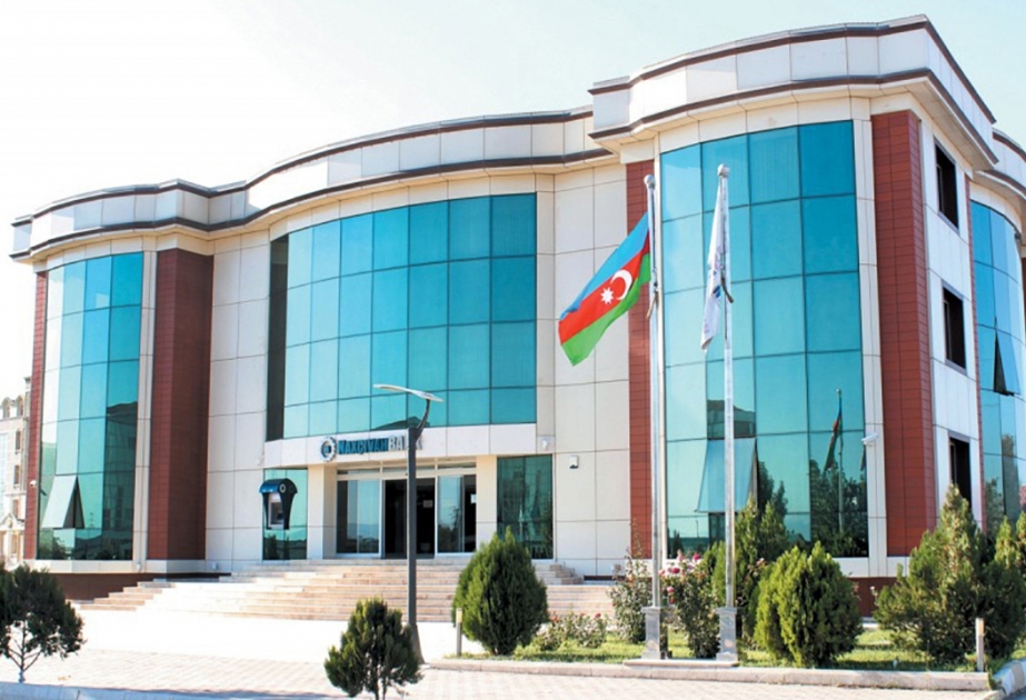 Muxtar respublikada kiçik və orta sahibkarlara 4 milyon manatdan çox kredit verilib