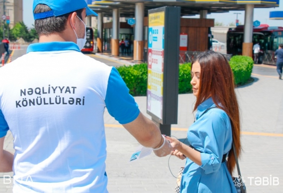 Bakı Nəqliyyat Agentliyi ilə TƏBİB sərnişinlərə tibbi maskalar paylayıb