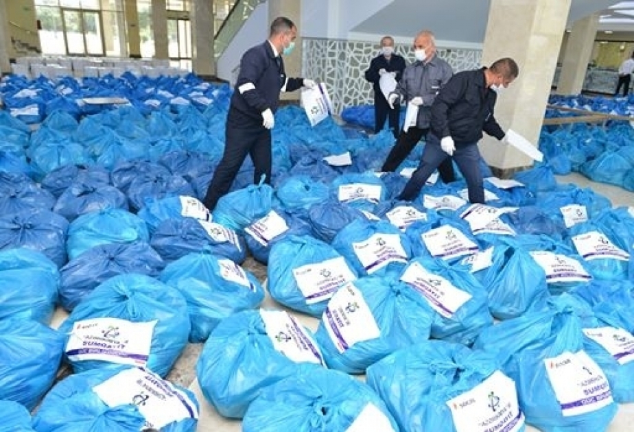 Los químicos de Sumgayit ayudaron a otras 4,000 familias de bajos ingresos