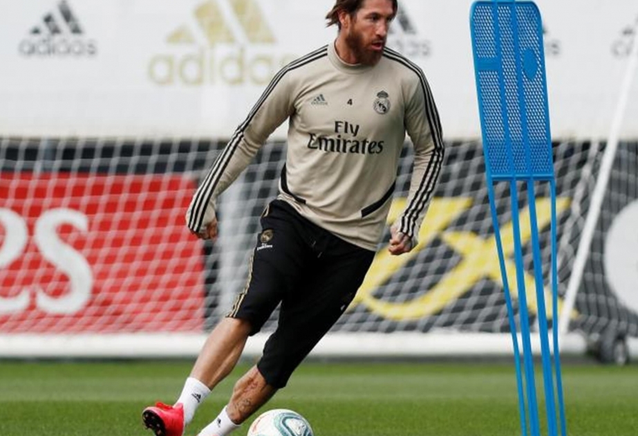 Zidane exprime a sus jugadores en el tercer entrenamiento de la semana