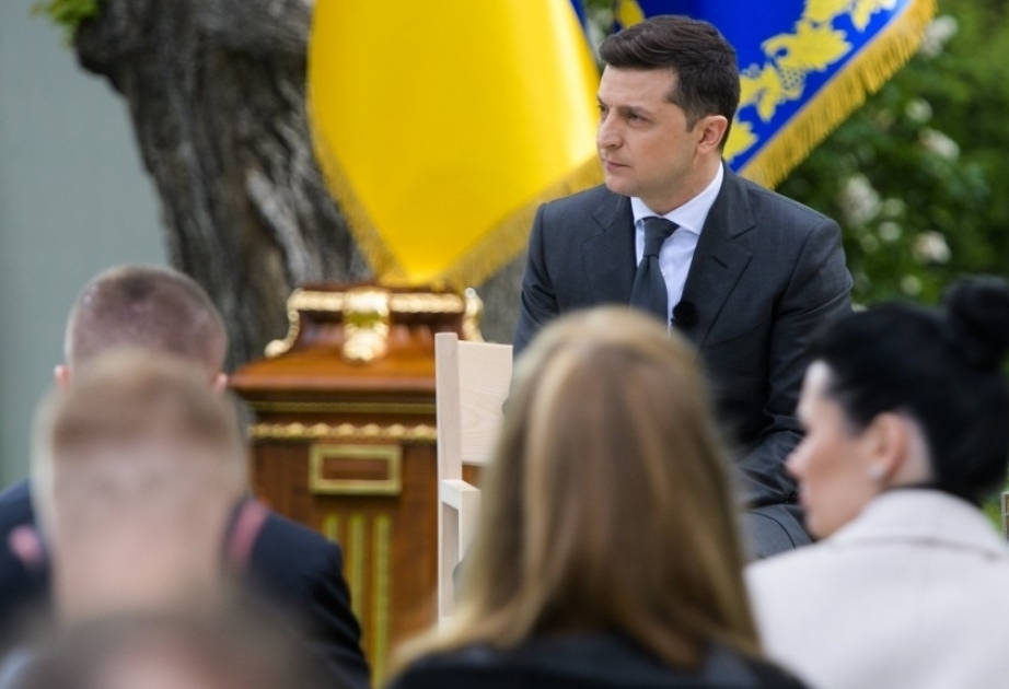 Vladimir Zelenski: Ukrayna bir ay ərzində koronavirusun bütün mərhələlərindən çıxa bilər