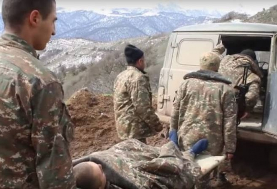 Ermənistanda avtomobildə baş verən yanğın zamanı bir hərbçi ölüb, üçü xəsarət alıb