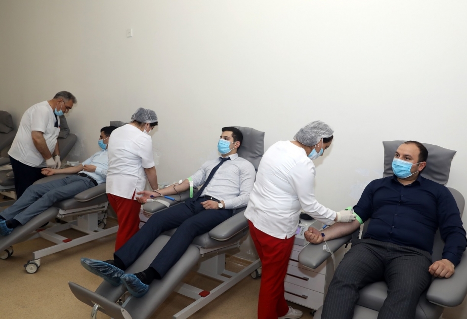 Əmək və Əhalinin Sosial Müdafiəsi Nazirliyi könüllü qanvermə aksiyasına qoşulub