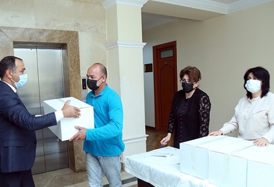 AMEA institutlarının həmkarlar ittifaqları sosial həmrəylik nümayiş etdirirlər