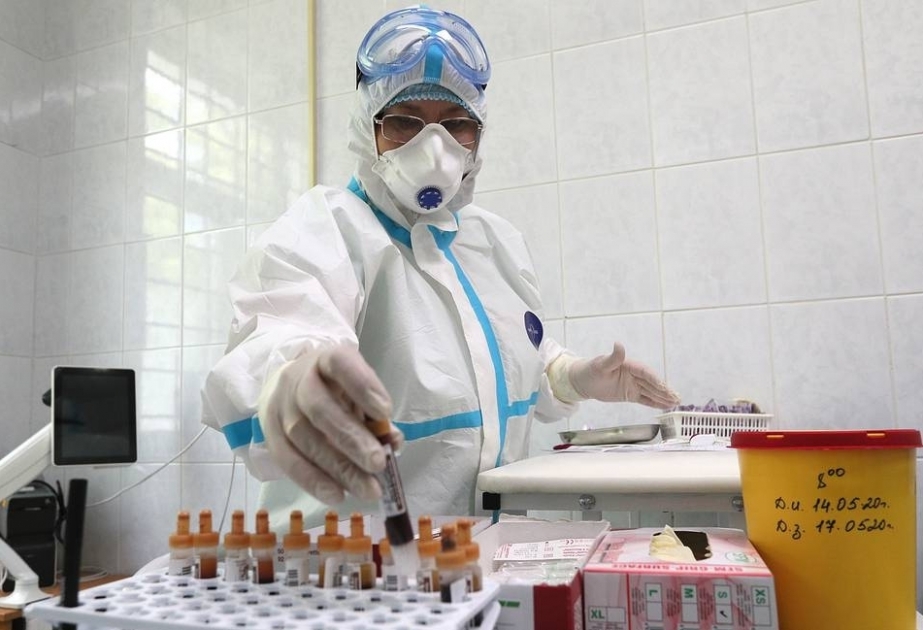 Rusiya alimləri COVID-19 virusuna qarşı vaksini öz üzərlərində sınaqdan keçiriblər