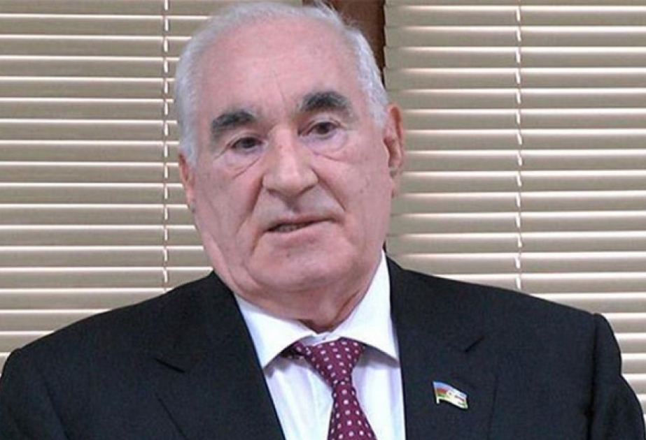 Председатель Совета старейшин поздравил азербайджанский народ с праздником Рамазан