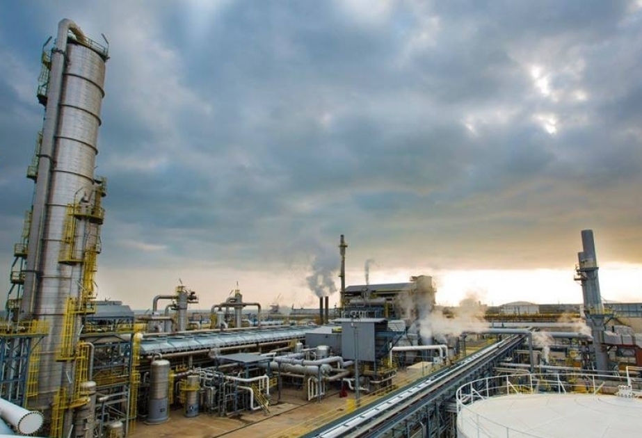 Azerbaiyán aumenta la producción de metanol en un 68%