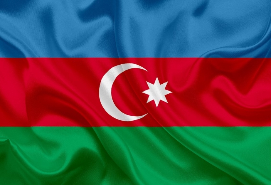 El himno nacional de Azerbaiyán es interpretado por músicos de órgano de diferentes países