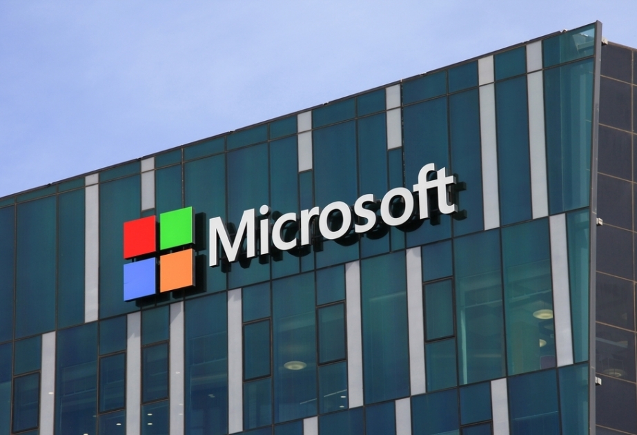 “Microsoft” jurnalistləri robotlarla əvəzləyəcək
