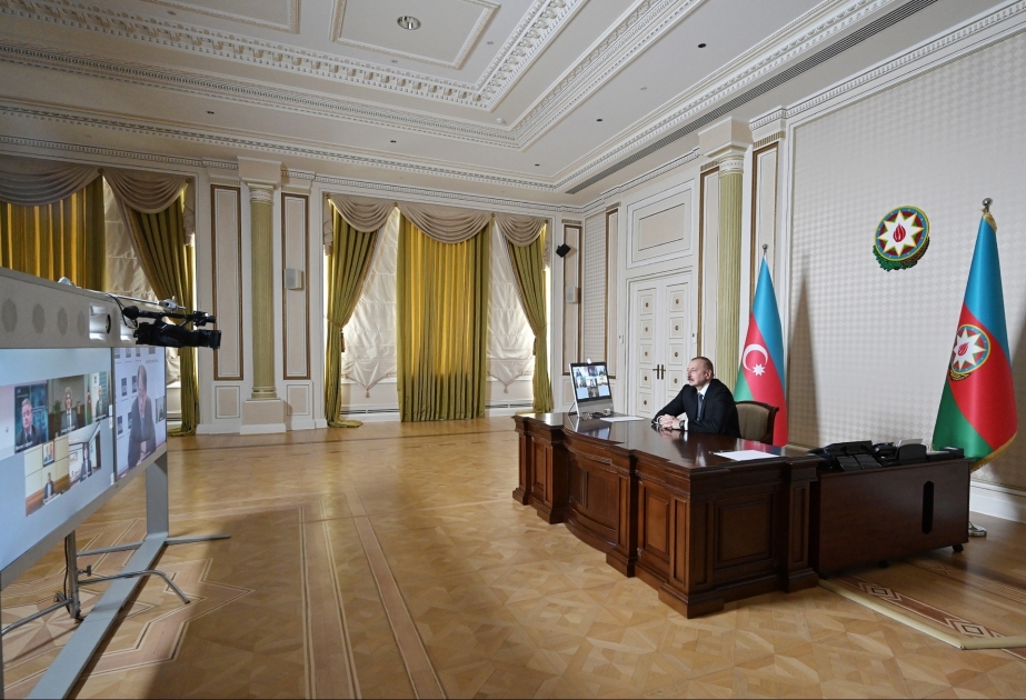 Videokonferenz zwischen Präsident Ilham Aliyev und der ADB- Geschäftsleitung VIDEO