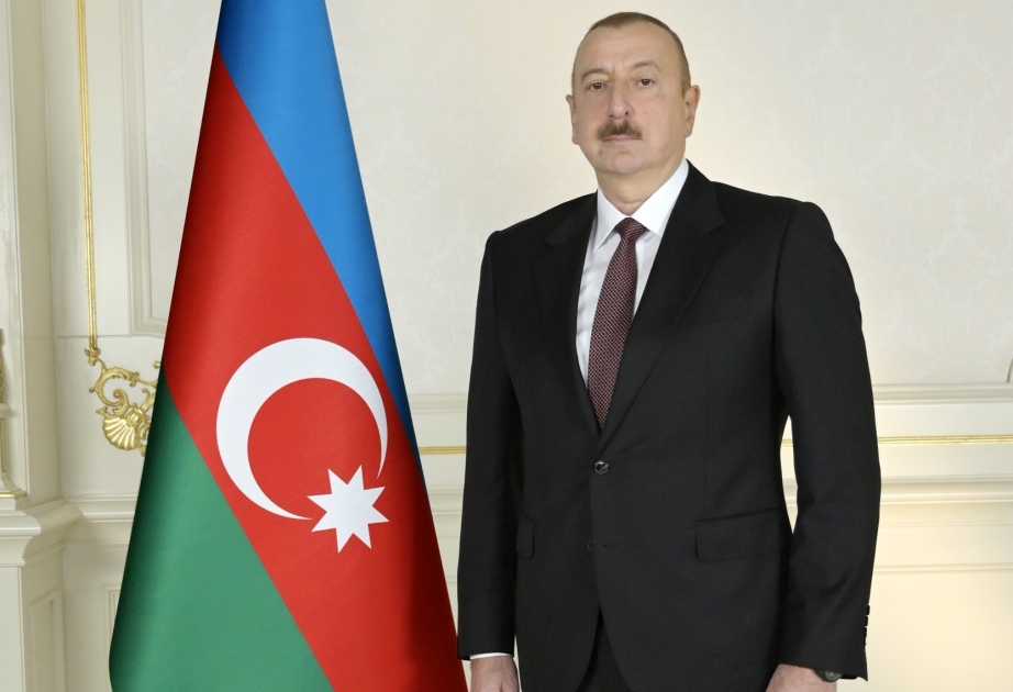 Präsident Aliyev gratuliert seinem italienischen Kollegen zum Nationalfeiertag