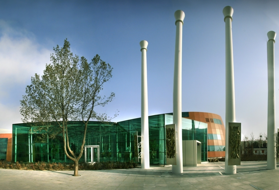 Centro Internacional Mugham en el espacio virtual