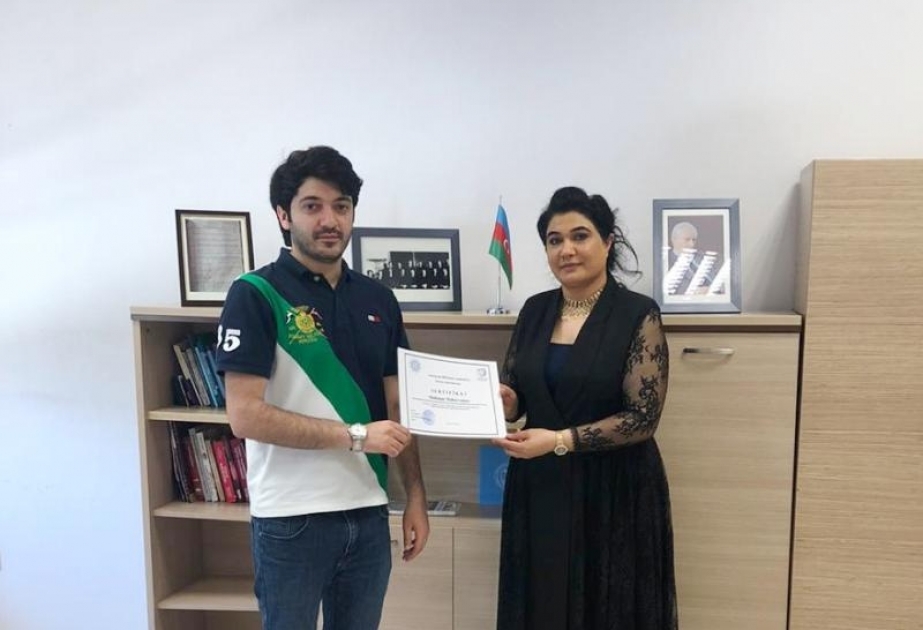Mərkəzi Elmi Kitabxana Azərbaycan diaspor könüllülərini təltif edib