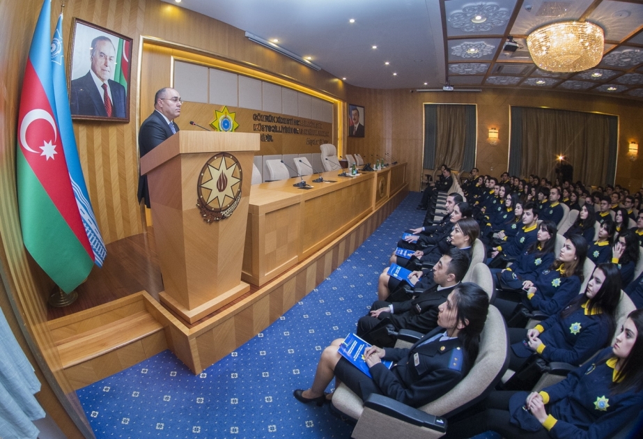 “Könüllü gömrükçü” dəstəsinin fəaliyyəti gənclər arasında kifayət qədər rəğbət qazanıb