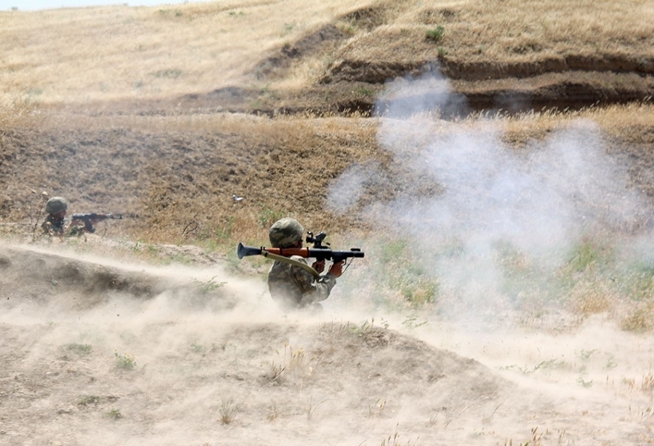 Azərbaycan Ordusunda “Ən yaxşı motoatıcı bölük” adı uğrunda yarış keçirilir